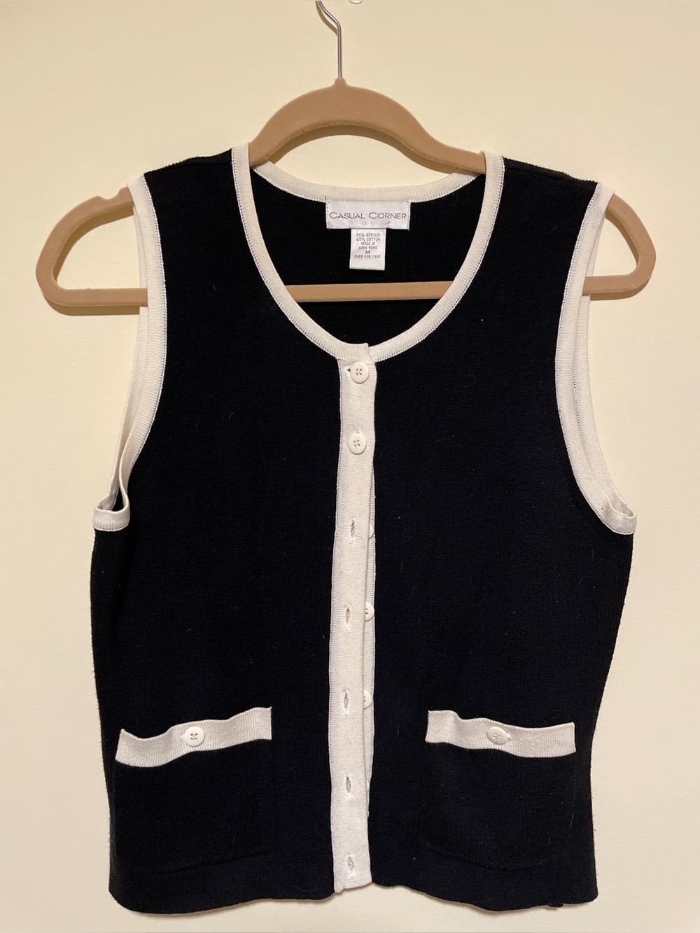 Casual Corner Black Sleeveless Button Cardigan with Cream Trim